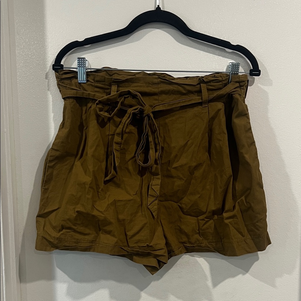 Zara Paperbag High Waist Dark Olive Green Tie-Belt Shorts Size Small